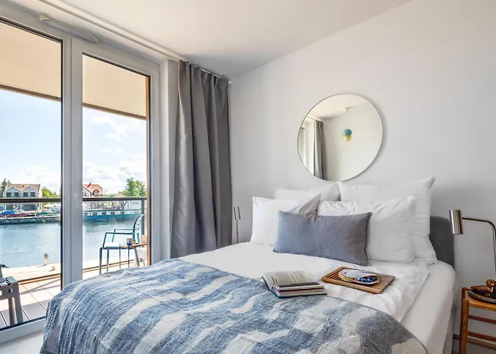 Penthouse Lighthouse Z Prywatna Sauna Surfingbird * Mrzeżyno